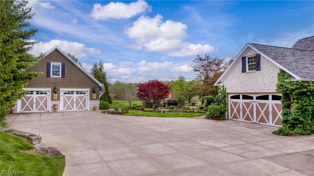 2821 Odesa Drive, Medina, OH 44256