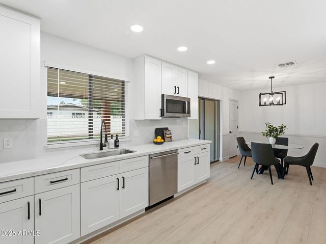 2446 E HALE Street, Mesa, AZ 85213