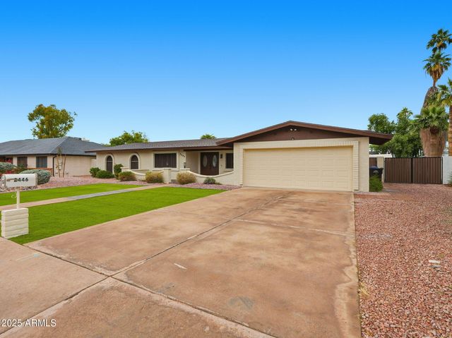2446 E HALE Street, Mesa, AZ 85213