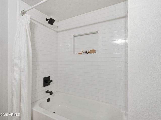 2446 E HALE Street, Mesa, AZ 85213