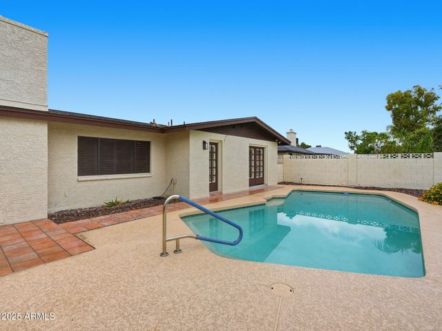 2446 E HALE Street, Mesa, AZ 85213