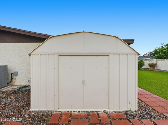 2446 E HALE Street, Mesa, AZ 85213