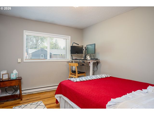 13560 Sw LOGAN St, Beaverton, OR 97005