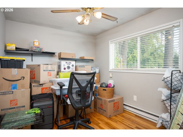 13560 Sw LOGAN St, Beaverton, OR 97005