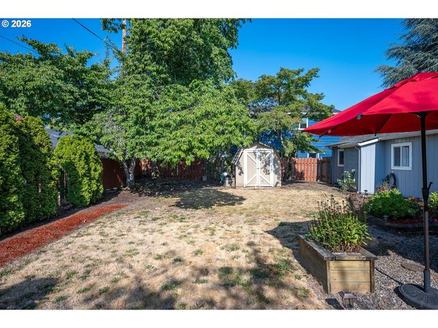 13560 Sw LOGAN St, Beaverton, OR 97005