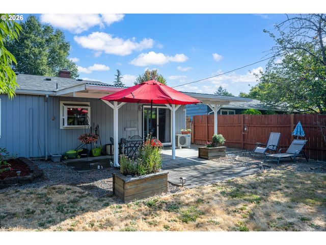 13560 Sw LOGAN St, Beaverton, OR 97005