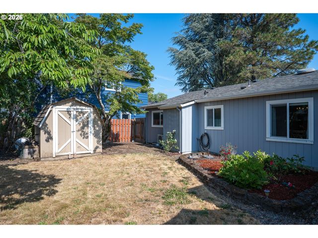 13560 Sw LOGAN St, Beaverton, OR 97005