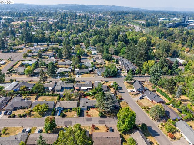 13560 Sw LOGAN St, Beaverton, OR 97005