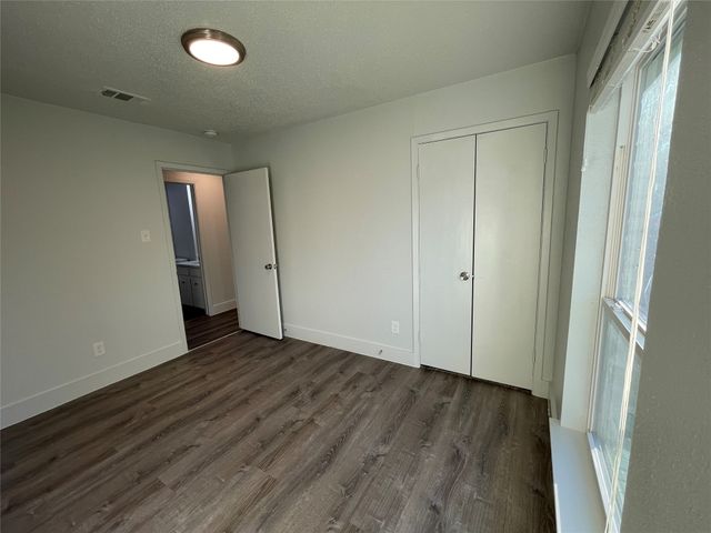 822 Johnnie Row, Seagoville, TX 75159