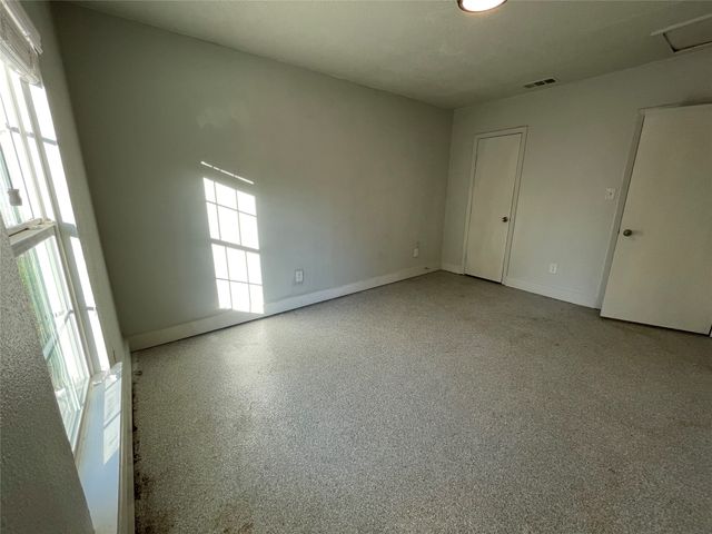 822 Johnnie Row, Seagoville, TX 75159