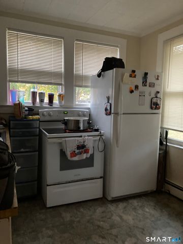 231 Poquonnock Road, Groton, CT 06340