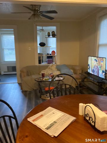 231 Poquonnock Road, Groton, CT 06340