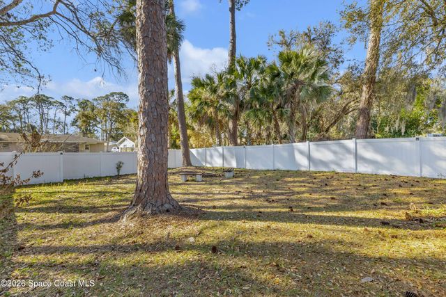 533 Blake Road, South Daytona, FL 32119