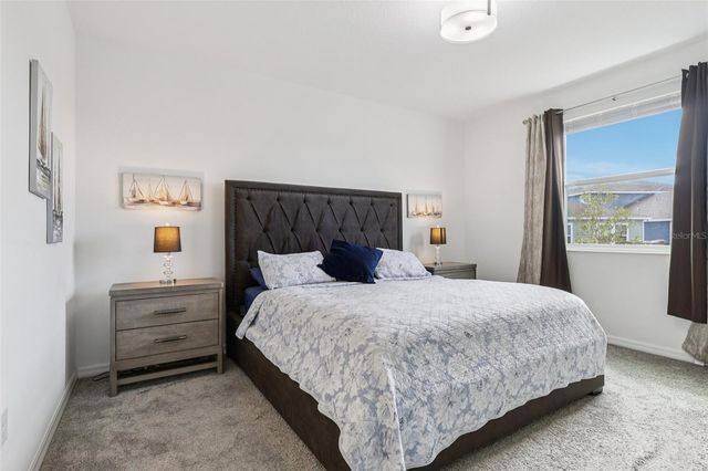 2002 MYRTLE PINE STREET, Kissimmee, FL 34746