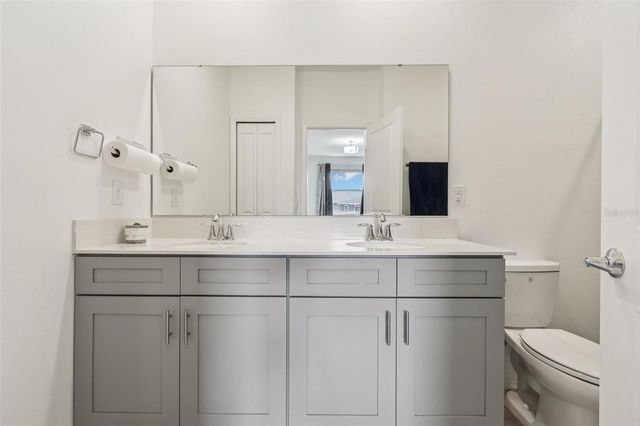 2002 MYRTLE PINE STREET, Kissimmee, FL 34746