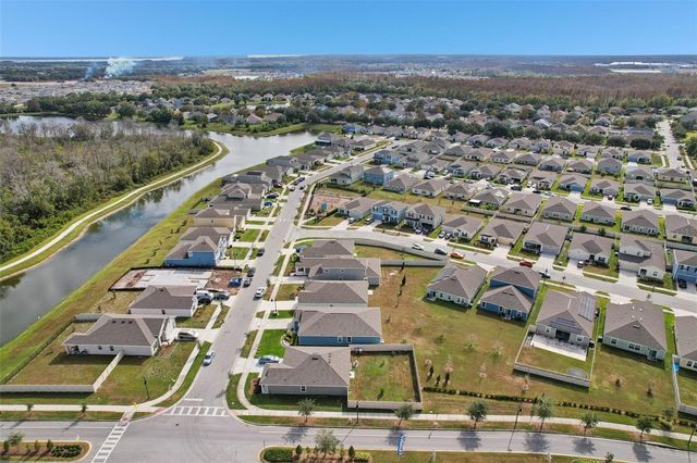 2002 MYRTLE PINE STREET, Kissimmee, FL 34746