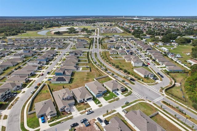 2002 MYRTLE PINE STREET, Kissimmee, FL 34746