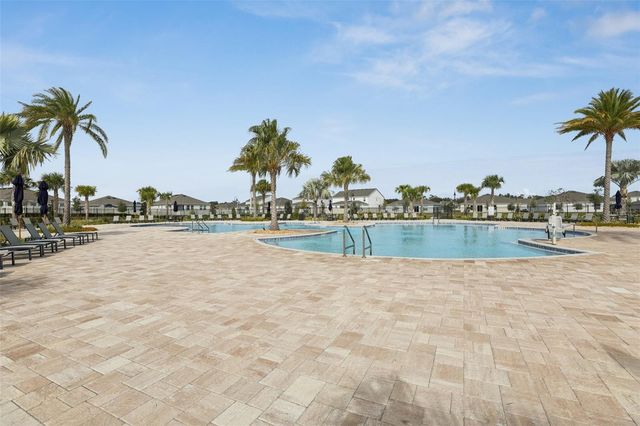 2002 MYRTLE PINE STREET, Kissimmee, FL 34746