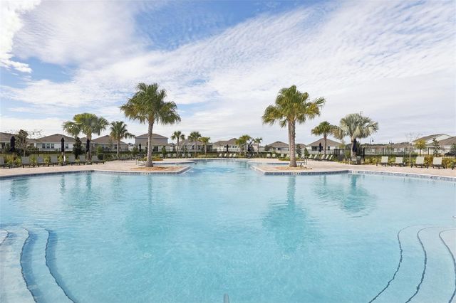 2002 MYRTLE PINE STREET, Kissimmee, FL 34746