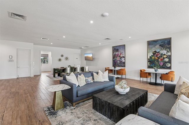 2002 MYRTLE PINE STREET, Kissimmee, FL 34746