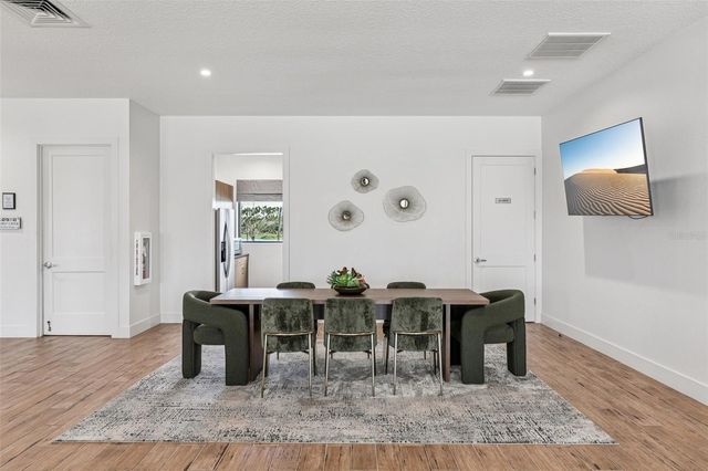 2002 MYRTLE PINE STREET, Kissimmee, FL 34746