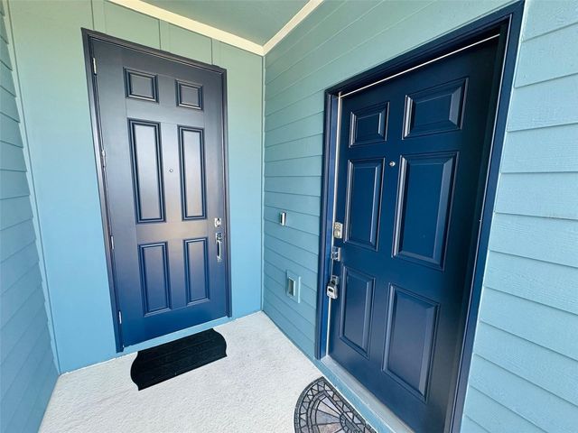 2002 MYRTLE PINE STREET, Kissimmee, FL 34746