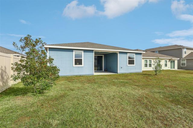 2002 MYRTLE PINE STREET, Kissimmee, FL 34746