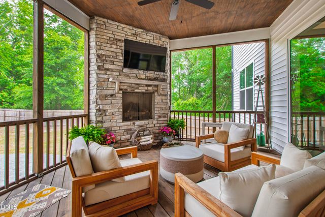 198 S Clearbrook Court, Angier, NC 27501