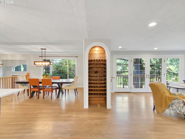 15189 S KIMBERLY Ct, Oregon City, OR 97045
