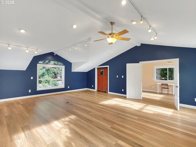 15189 S KIMBERLY Ct, Oregon City, OR 97045