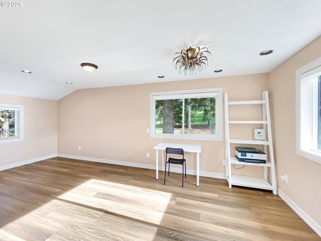 15189 S KIMBERLY Ct, Oregon City, OR 97045
