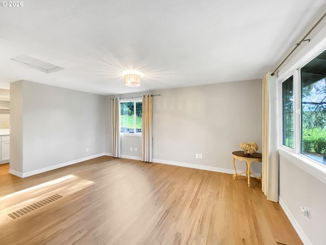 15189 S KIMBERLY Ct, Oregon City, OR 97045