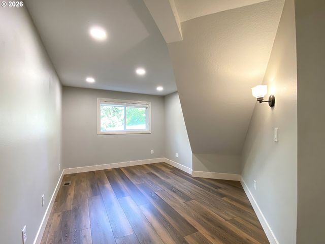 15189 S KIMBERLY Ct, Oregon City, OR 97045