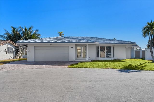 670 SE 7th Avenue, Pompano Beach, FL 33060
