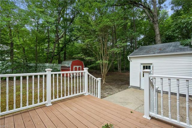 214 Greenland Drive, Yorktown, VA 23693