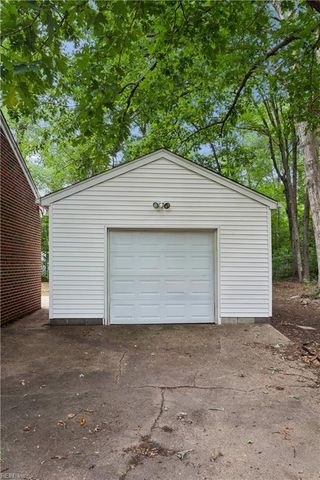 214 Greenland Drive, Yorktown, VA 23693