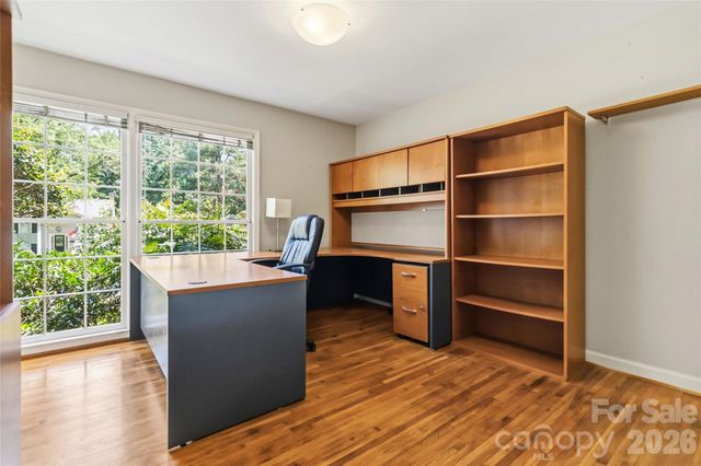 3900 Riverbend Road, Charlotte, NC 28210