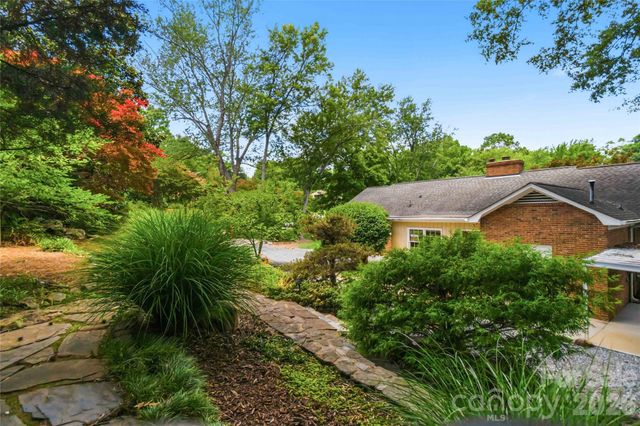 3900 Riverbend Road, Charlotte, NC 28210