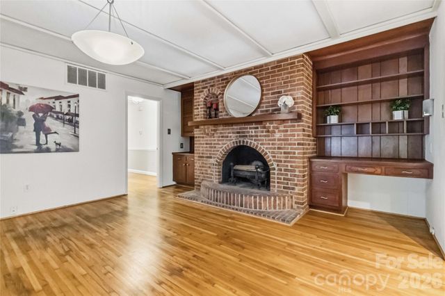 3900 Riverbend Road, Charlotte, NC 28210
