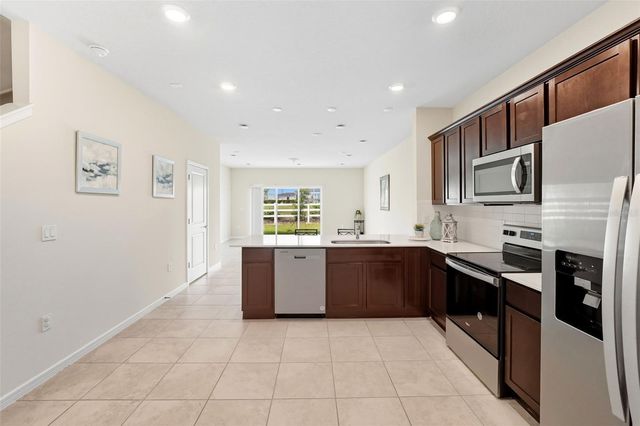 2851 STUNNING AVENUE, Davenport, FL 33896