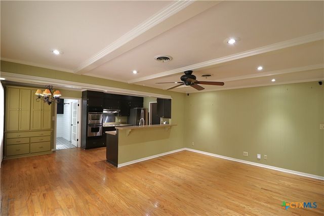 417 Salisbury Lane, Victoria, TX 77904