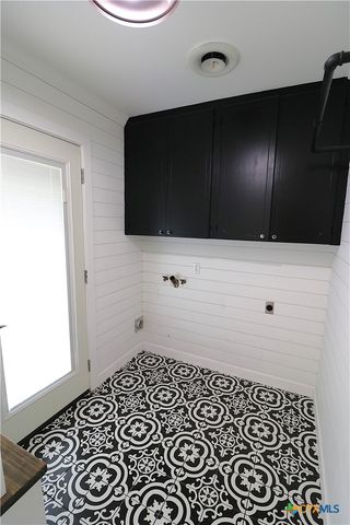 417 Salisbury Lane, Victoria, TX 77904