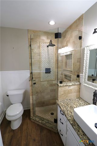 417 Salisbury Lane, Victoria, TX 77904