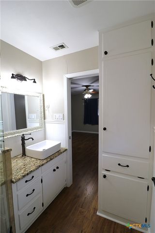 417 Salisbury Lane, Victoria, TX 77904