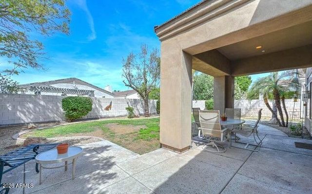 2116 E BEAUTIFUL Lane, Phoenix, AZ 85042