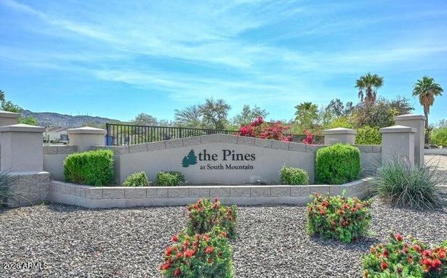 2116 E BEAUTIFUL Lane, Phoenix, AZ 85042