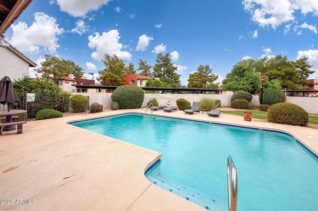 16607 N 56th Place, Scottsdale, AZ 85254