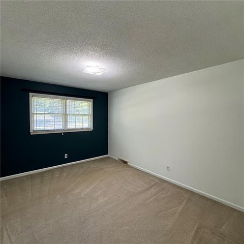 4433 Lake Forest Drive, Oakwood, GA 30566