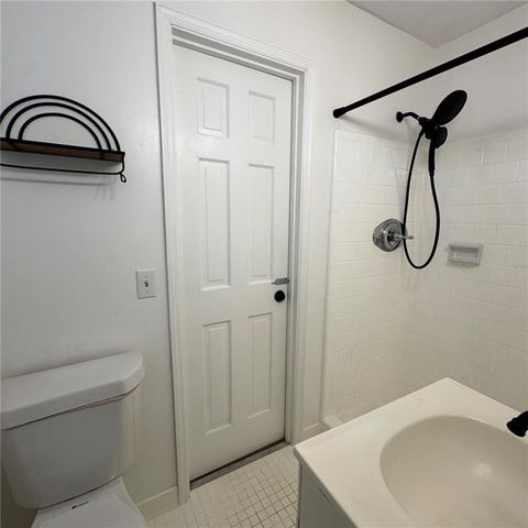 4433 Lake Forest Drive, Oakwood, GA 30566