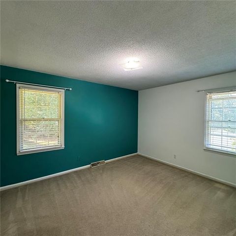4433 Lake Forest Drive, Oakwood, GA 30566